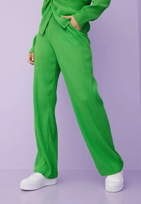 NLY Trend Loose Elastic Waist Pants Byxor Grön