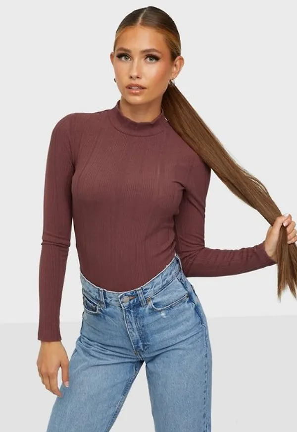 NLY Trend Must Have Rib Top Långärmade toppar Rostbrun