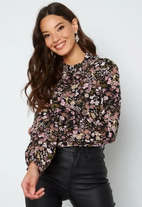 ONLY Nova Lux L/S Smock Top Black AOP All Flower 34