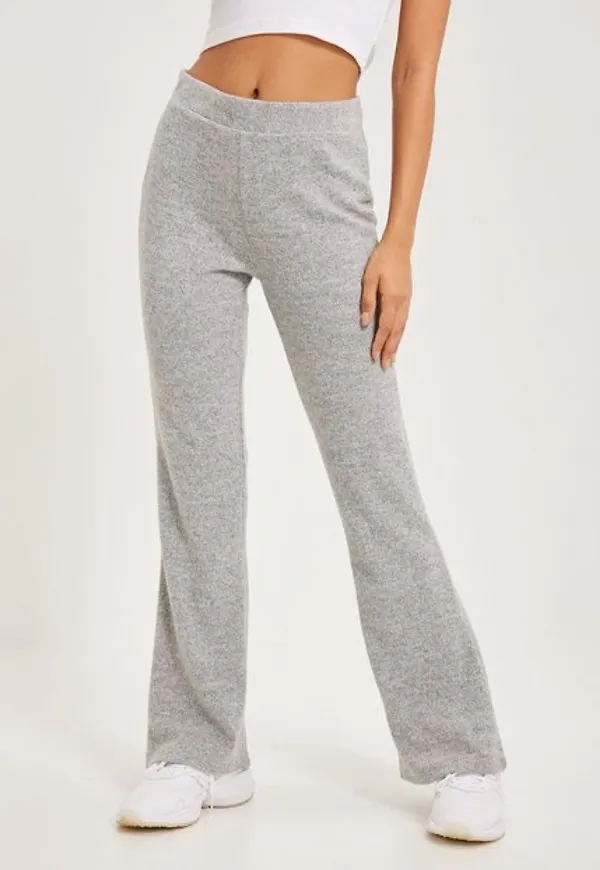 Pieces Pcpam Mw Flared Pant Noos Mjukisbyxor Light Grey Melange