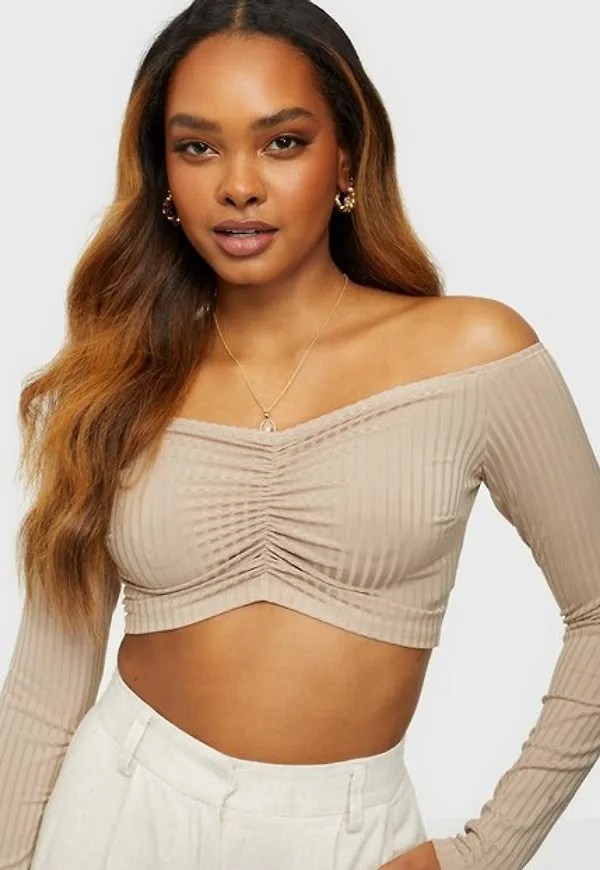NLY One Ruched Rib Crop Top Långärmade toppar