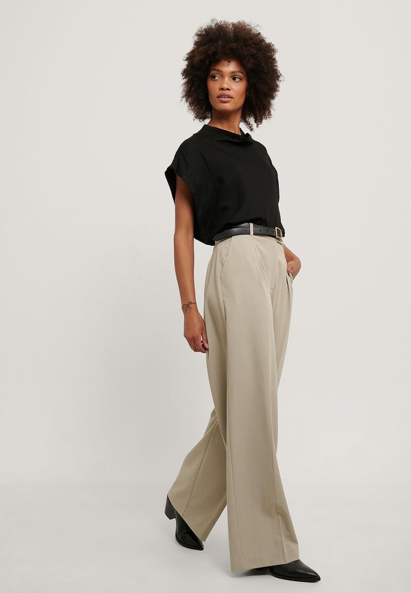 Trendyol Ärmlös Topp - Black