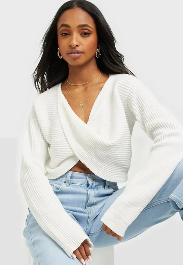 NLY Trend Cropped Twisted Knit Stickade tröjor