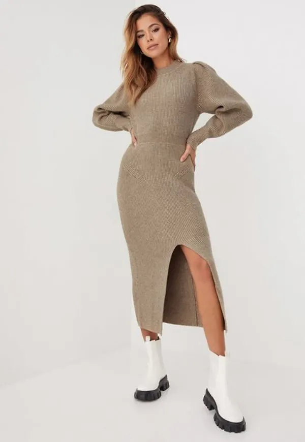 Adoore New Verbier Dress Stickade klänningar Beige