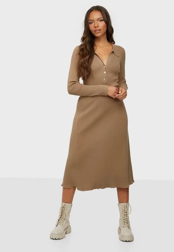 Neo Noir Mira Soft Knit Dress Långärmade klänningar Camel