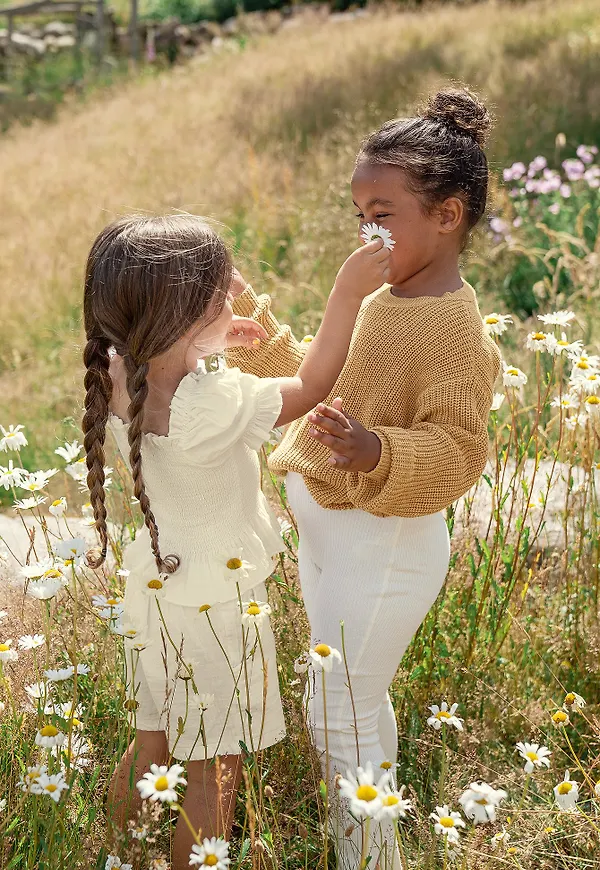 KIDS by NA-KD Stickad Ekologisk Tröja - Beige
