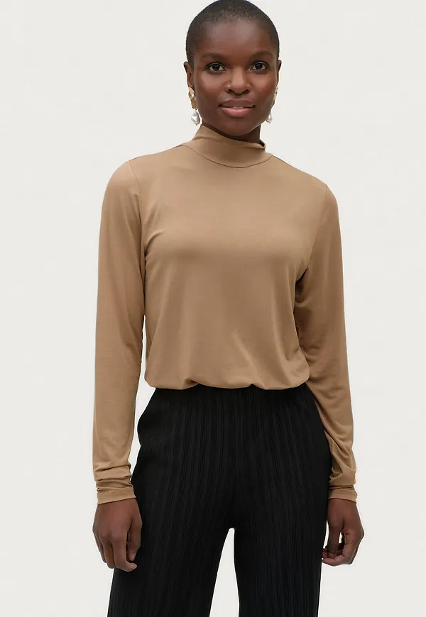 Saint Tropez - Topp AdeliaSZ Mock Neck Blouse - Brun