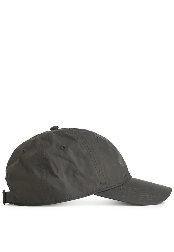 6-Panel Nylon Cap - Grey