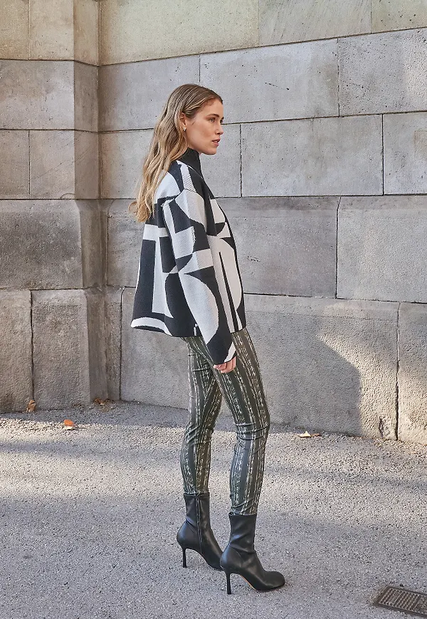 Curated Styles Mönstrad tröja med dragkedja - Multicolor