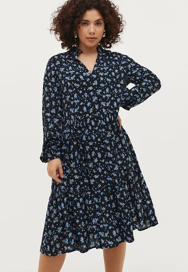 Saint Tropez - Klänning EdaSZ LS Dress - Svart