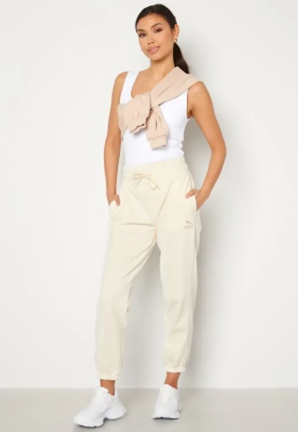 PUMA Classics Relaxed Pants Beige M