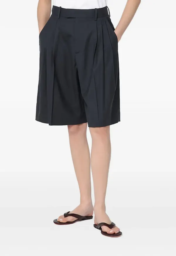 6397 finshorts med plisserad front - Svart
