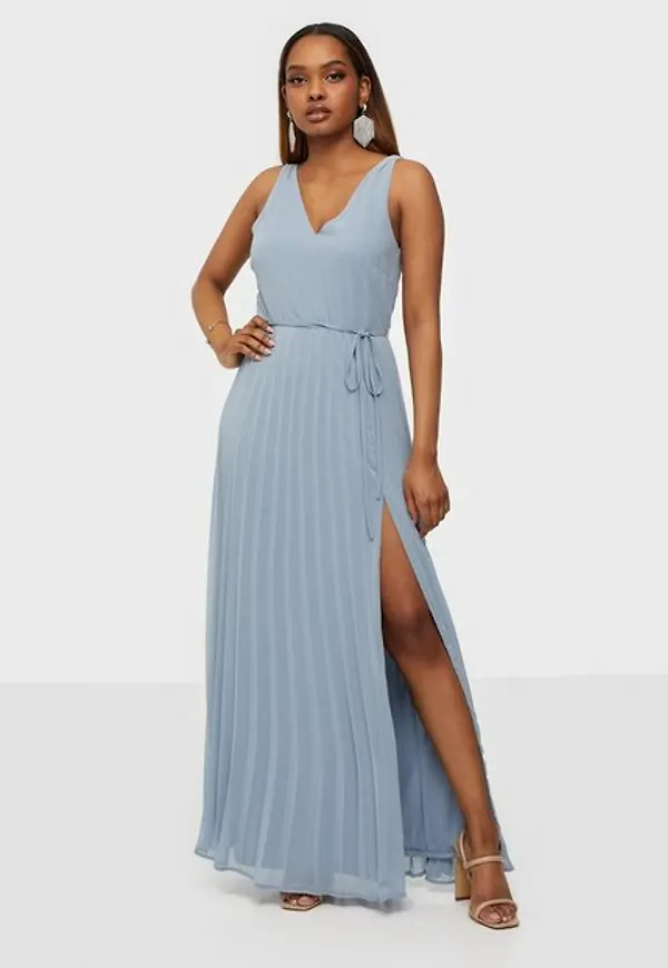NLY Eve Goddess Pleated Gown Maxiklänningar Dusty Blue