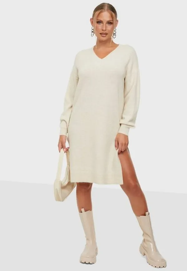 Vero Moda Vmkatiequeen L/S V-Neck Dress Ga Stickade klänningar Birch