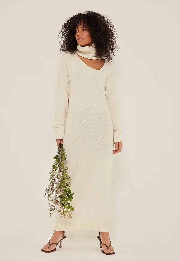 NA-KD Trend Maxiklänning med hög hals - Offwhite