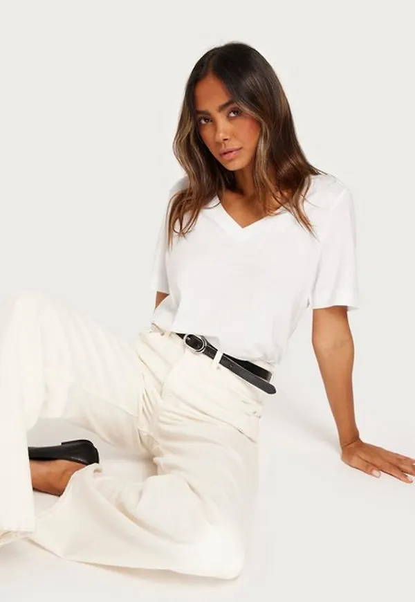 Selected Femme Slfstandard Ss V-Neck Tee Noos T-shirts Vit