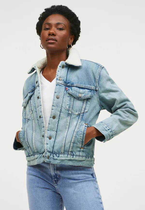Levi's - Jeansjacka Ex Boyfriend Sherpa Trucker Addicted T - Blå