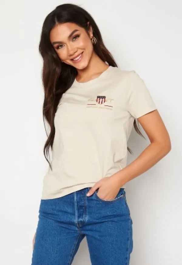 GANT Archive Shield SS T- Shirt 34 Putty S
