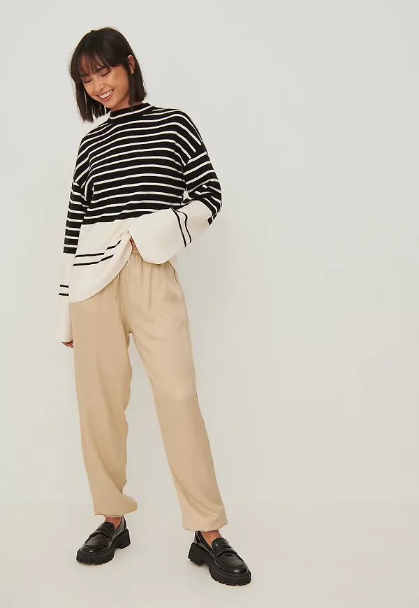 NA-KD Party Satin sweatpants - Beige