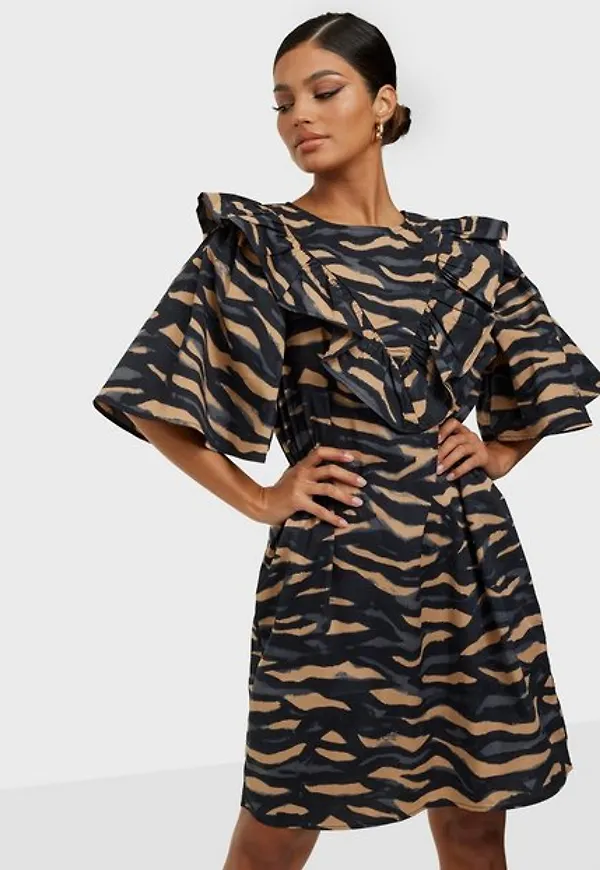 Munthe River Loose fit dresses