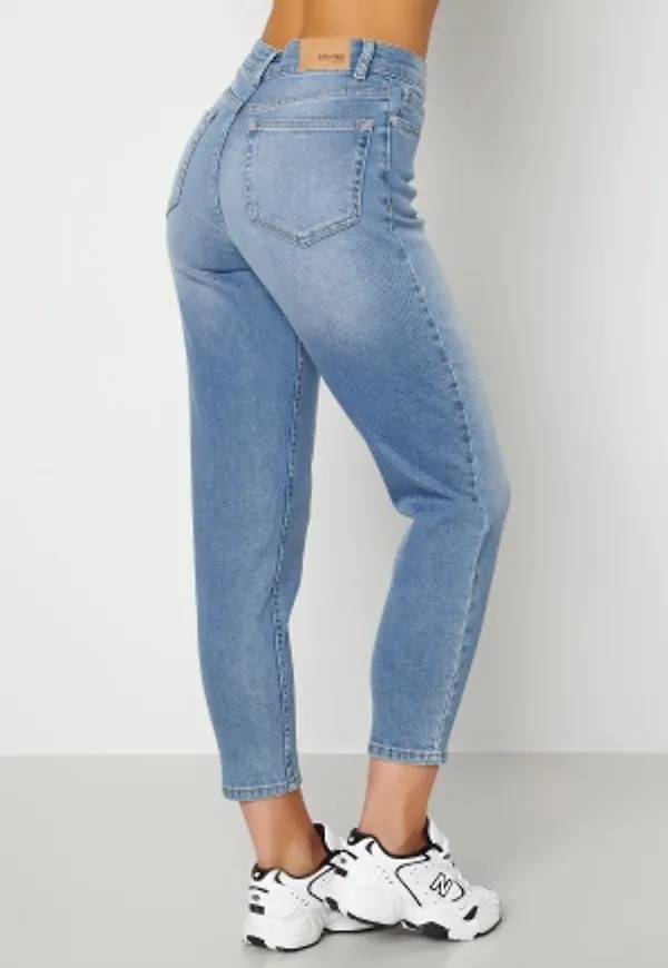 BUBBLEROOM Melinda comfy mom jeans  Light denim 40