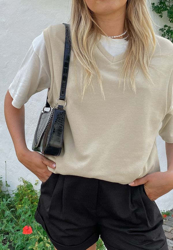 Marije Zuurveld x NA-KD Ekologisk Väst Med En V-ringning - Beige
