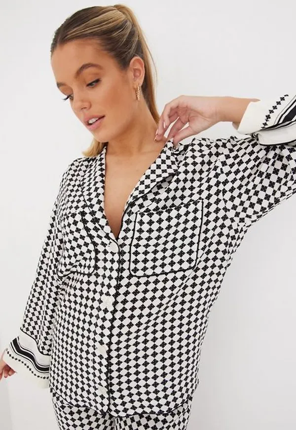By Malene Birger Amanna Skjortor