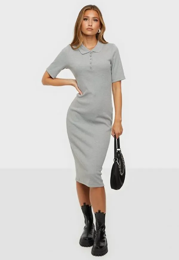 Pieces Pcalina 2/4 Midi Dress D2D Stickade klänningar