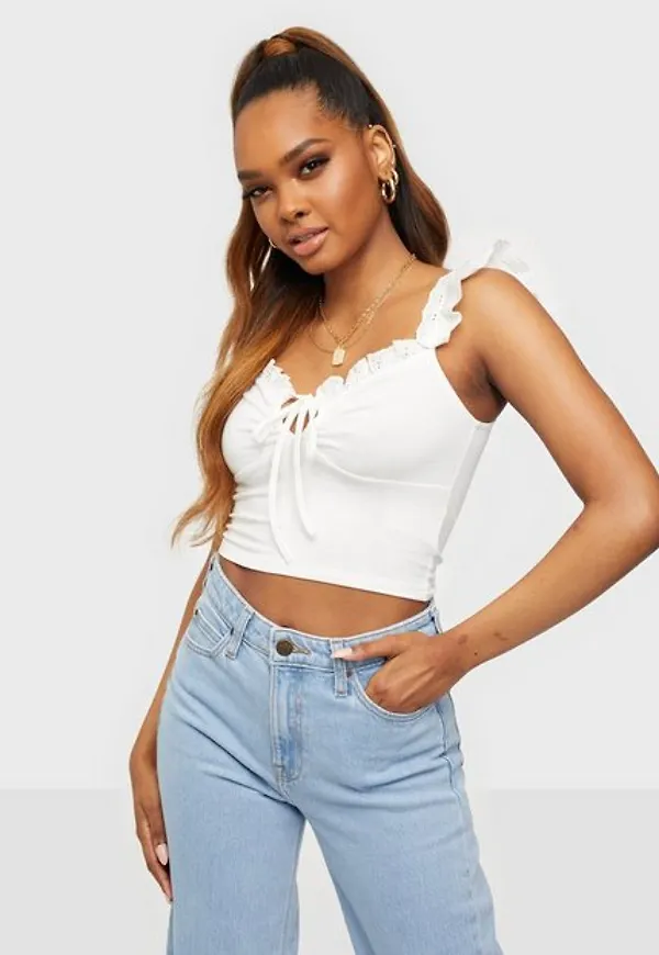 NLY Trend In Love Top Linnen Vit