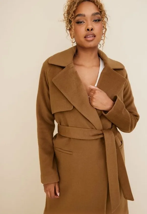 2NDDAY 2ND Livia Kappor Golden Camel