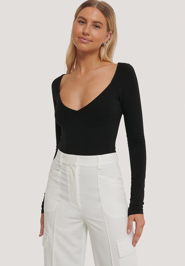 NA-KD Cup Detail Long Sleeve Body - Black