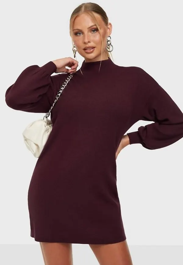 Vero Moda Vmnancy Ls Funnelneck Dress Ga Boo Långärmade klänningar Port Royale