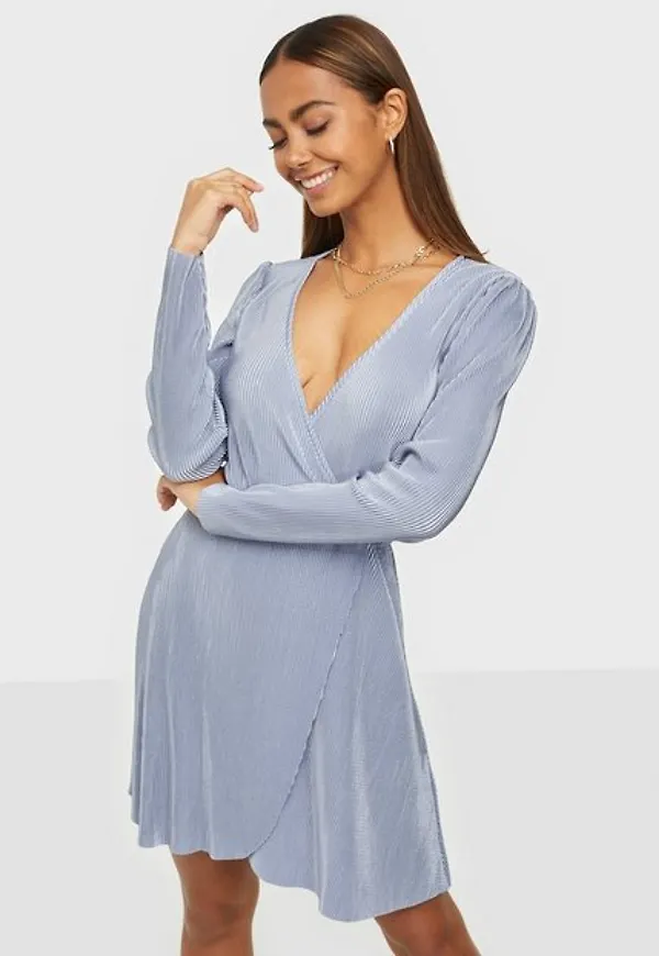 NLY Trend All I Need Pleat Dress Skater Dresses