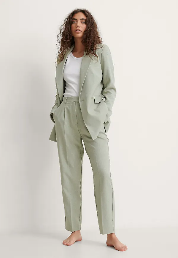 NA-KD Classic Recycled Croppade Kostymbyxor - Green