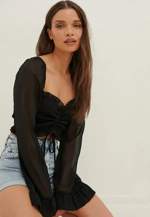 Anika Teller x NA-KD Smockblus Med Lång Ärm - Black