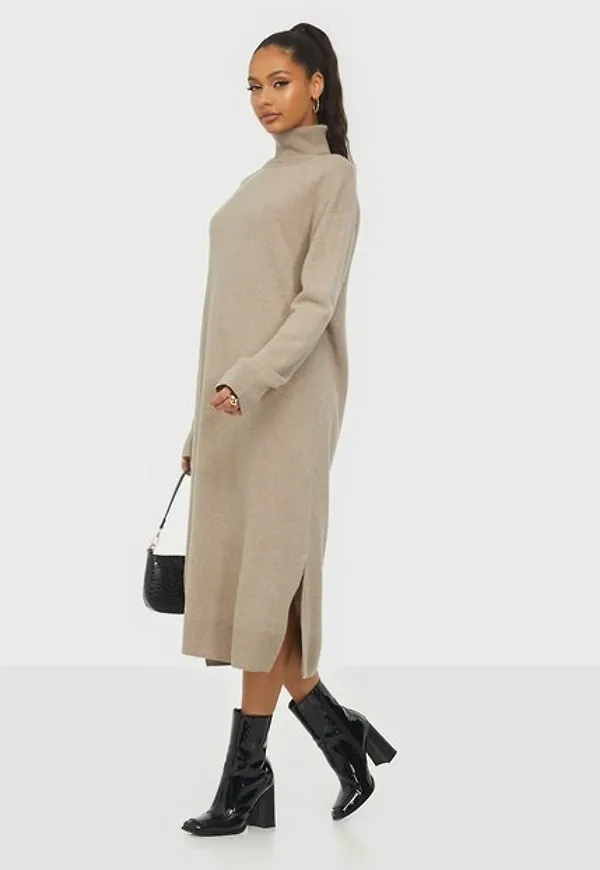 Samsøe Samsøe Amaris dress 12758 Loose fit dresses