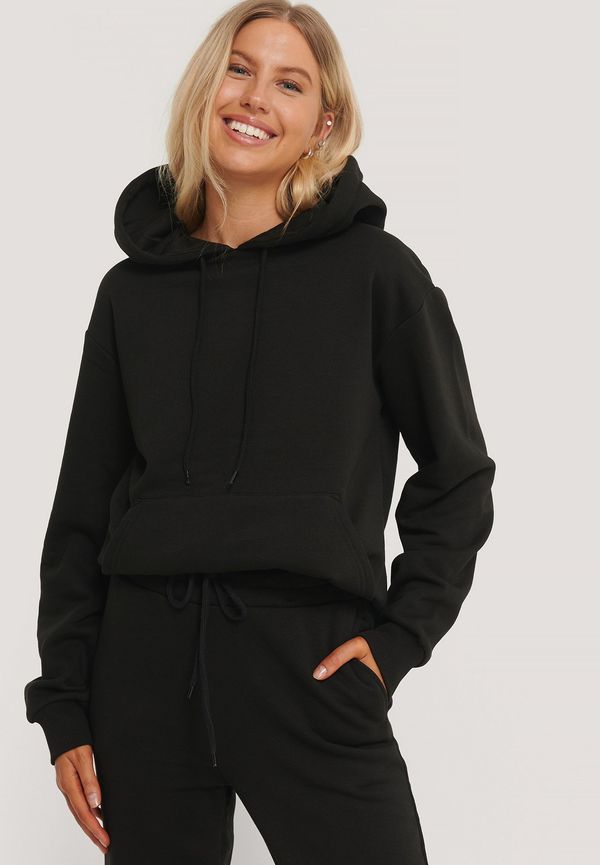 NA-KD Basic Oversize hoodie med borstad yta - Black