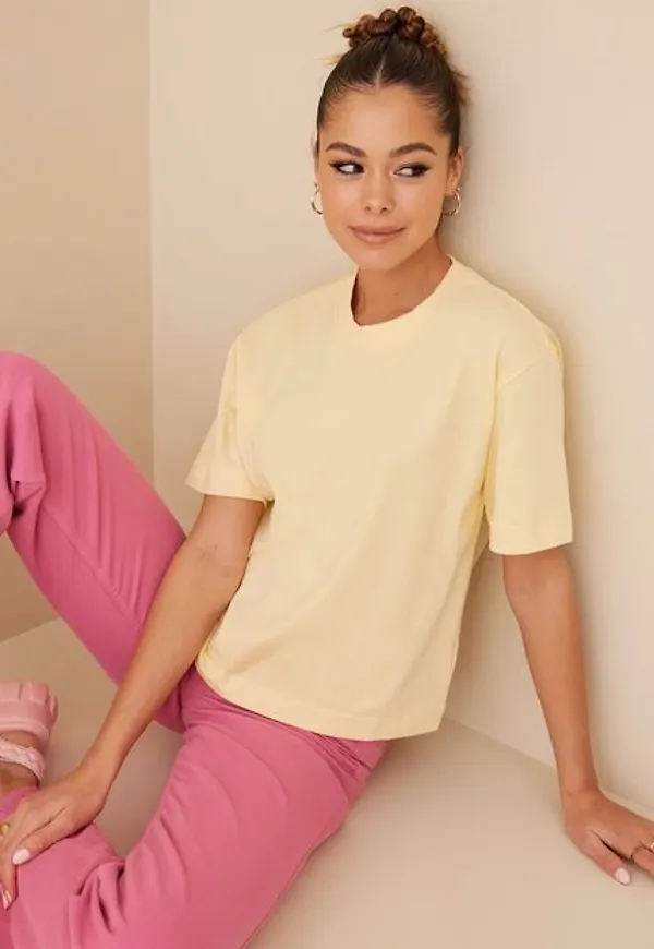 Gina Tricot Basic tee T-shirts Blonde