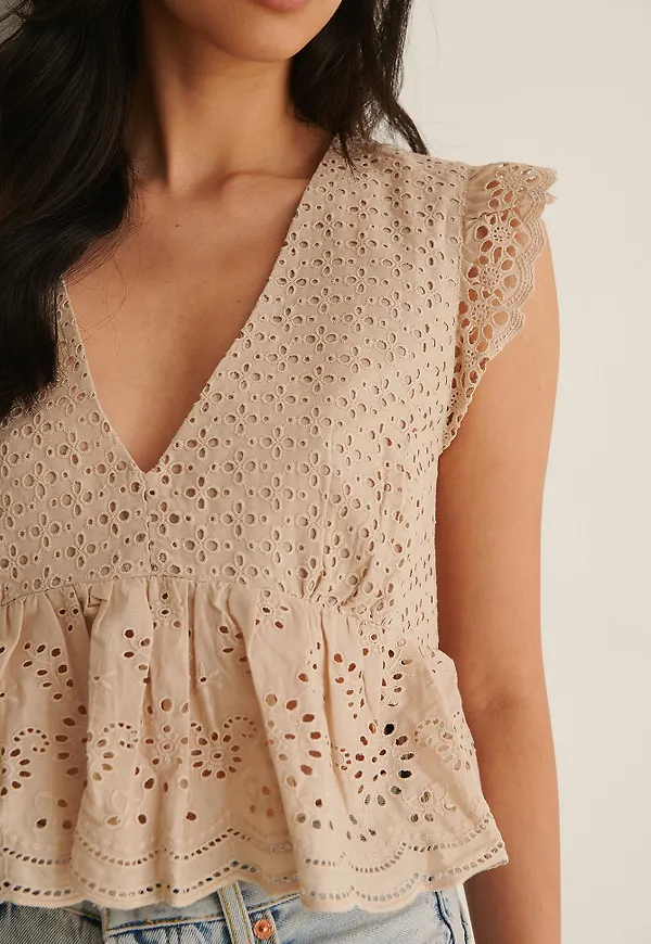 NA-KD Boho Ekologisk v-ringad topp - Beige