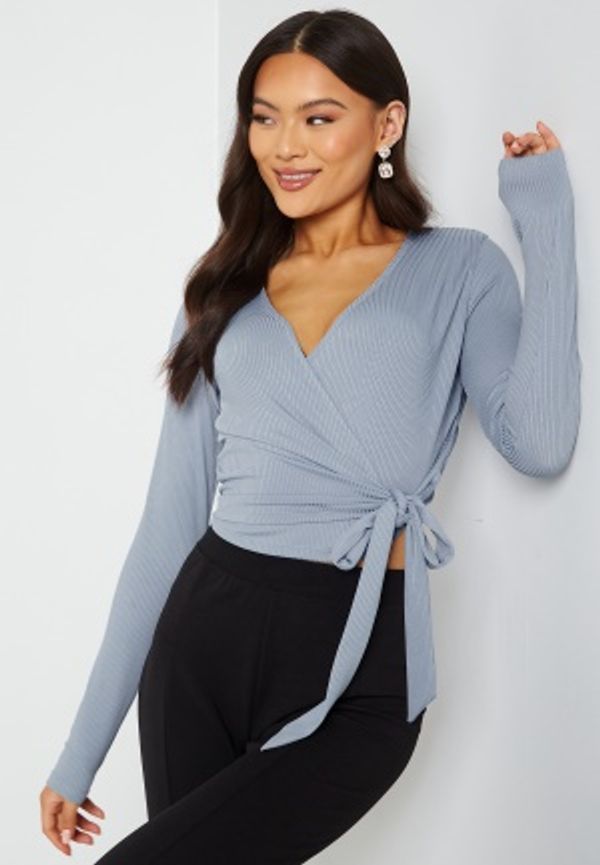 BUBBLEROOM Karla wrap top Dusty blue S