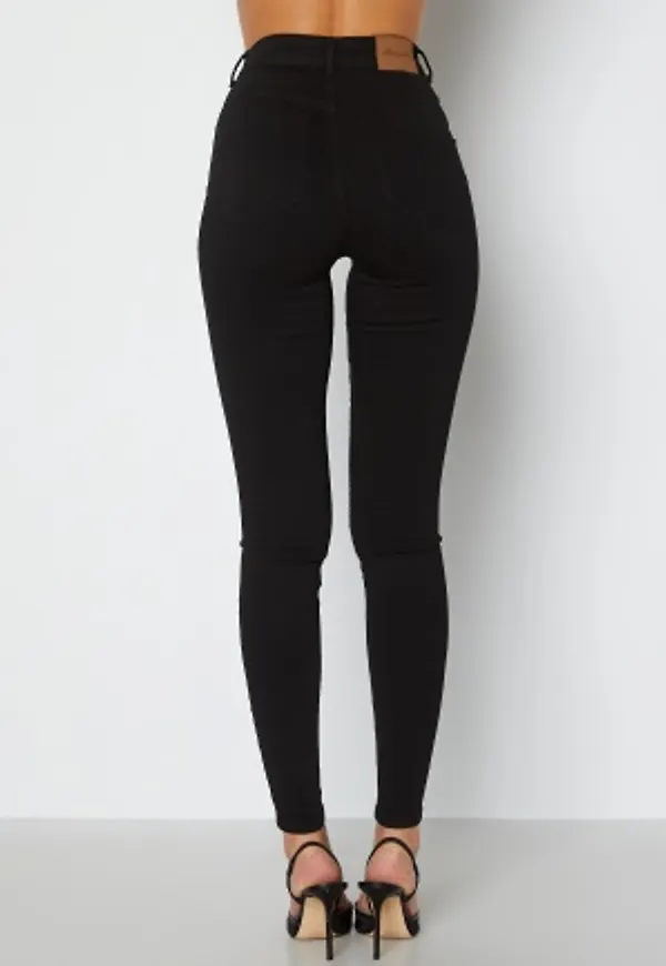Happy Holly Amy Push Up Jeans Black 34R