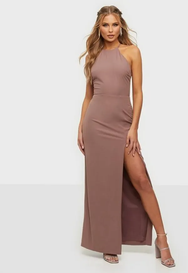 NLY Eve Cross Back Strap Gown Maxiklänningar