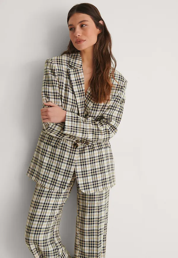 Louise Madsen x NA-KD Kavaj Med Axelvaddar - Multicolor