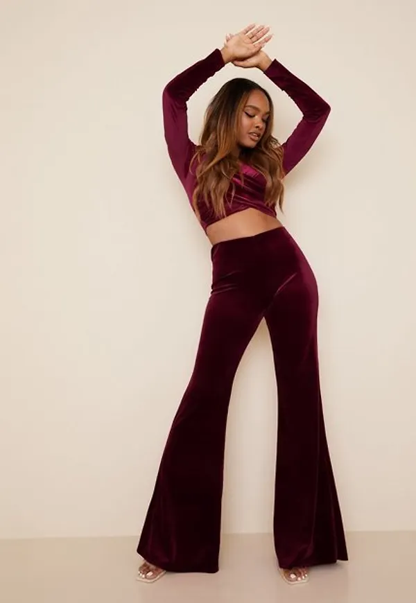NLY One Flare Velvet Pant Byxor Wine