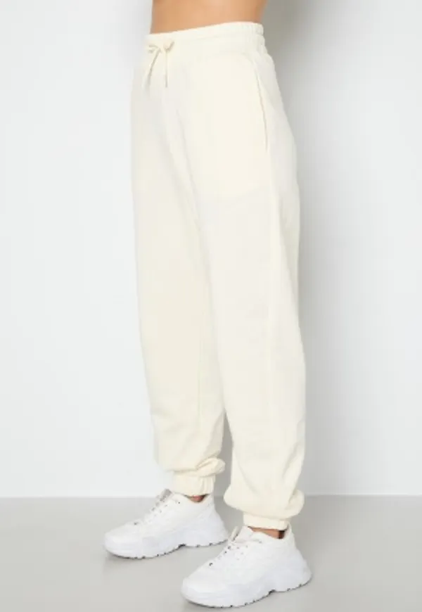 BUBBLEROOM Milea sweatpants Cream L