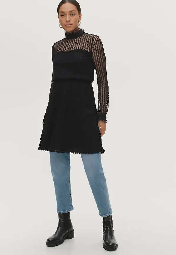 Vila - Spetsklänning viVesra L/S Lace Dress - Svart