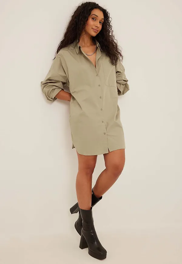 NA-KD Ekologisk oversize skjortklänning i bomull - Beige