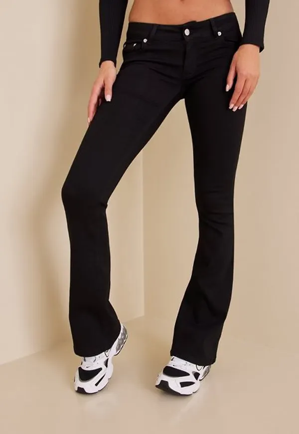 NLY Trend Low Waist Bootcut Jeans Jeans Svart