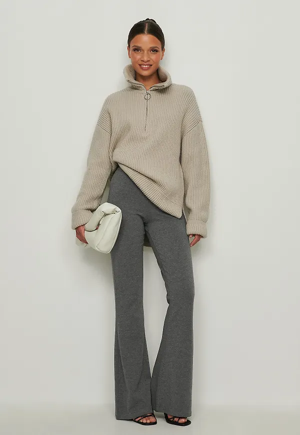 NA-KD Basic Ekologiska legging med hög midja och bootcut - Grey