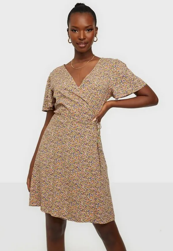 Jacqueline de Yong Jdystaar Life S/S Wrap Dress Wvn Klänning